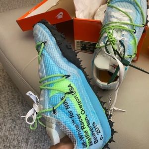 Off-white x Women’s Waffle Racer ‘Vivid Sky’